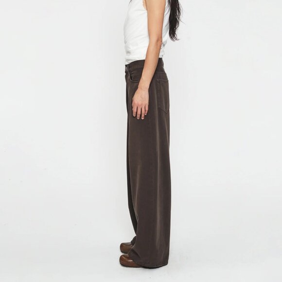 6397 Roomy Jean Espresso Size 30 NWOT - Picture 2 of 5